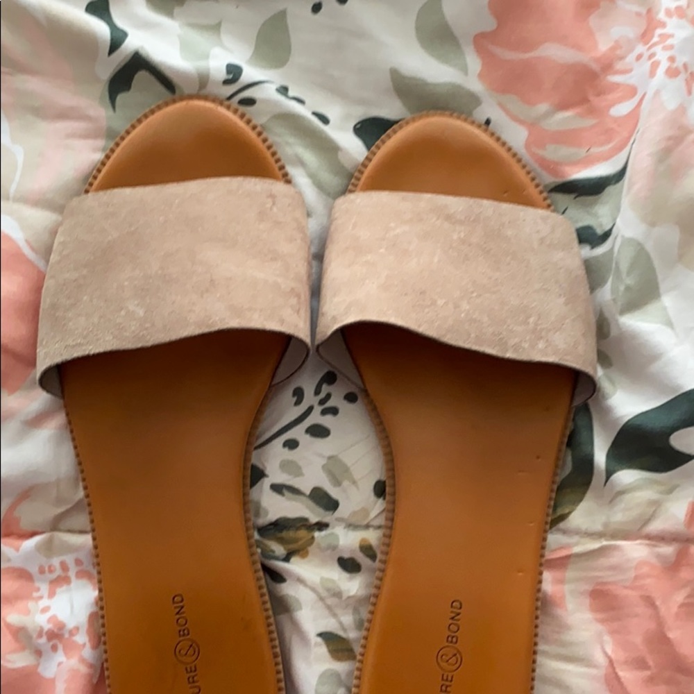 4 for $16// Treasure &Bond Slides | Size 7.5
